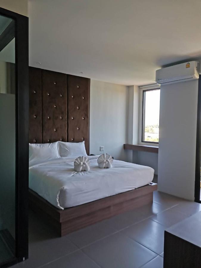 Yamin Seaview Hotell
