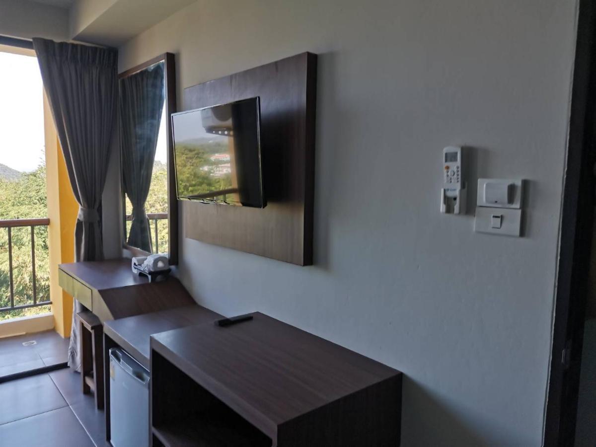 Yamin Seaview Hotell 4*